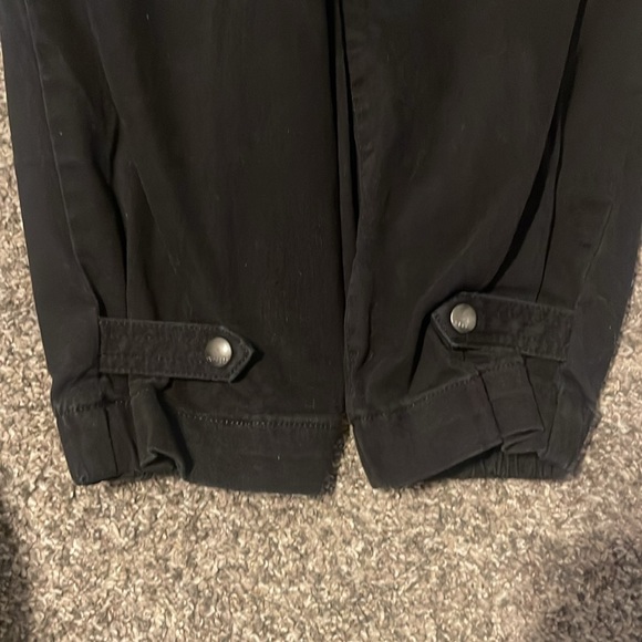 Express Black Cargo Pants *used, no damage size 6 - Picture 3 of 5
